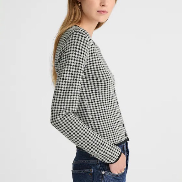 Madewell Houndstooth Crewneck Cardigan in 100% Merino Wool - Picture 4 of 10